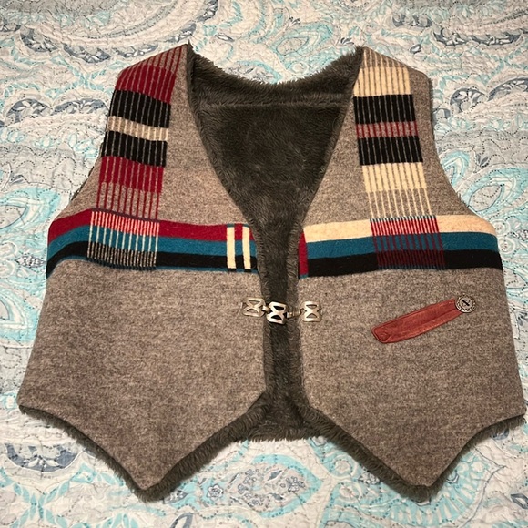 Southwestern wool vest lined with faux fur